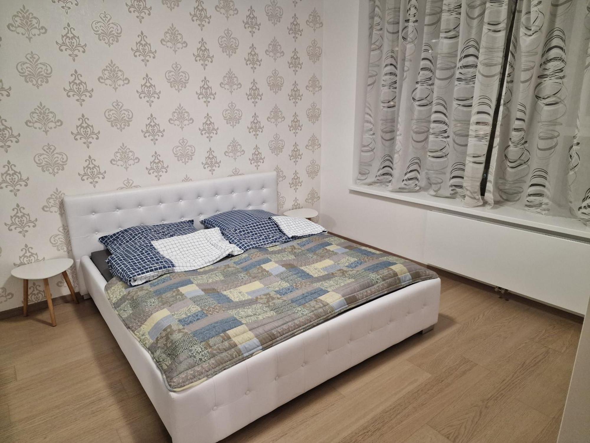 Stylish Panorama City Family Suite Братислава Екстериор снимка